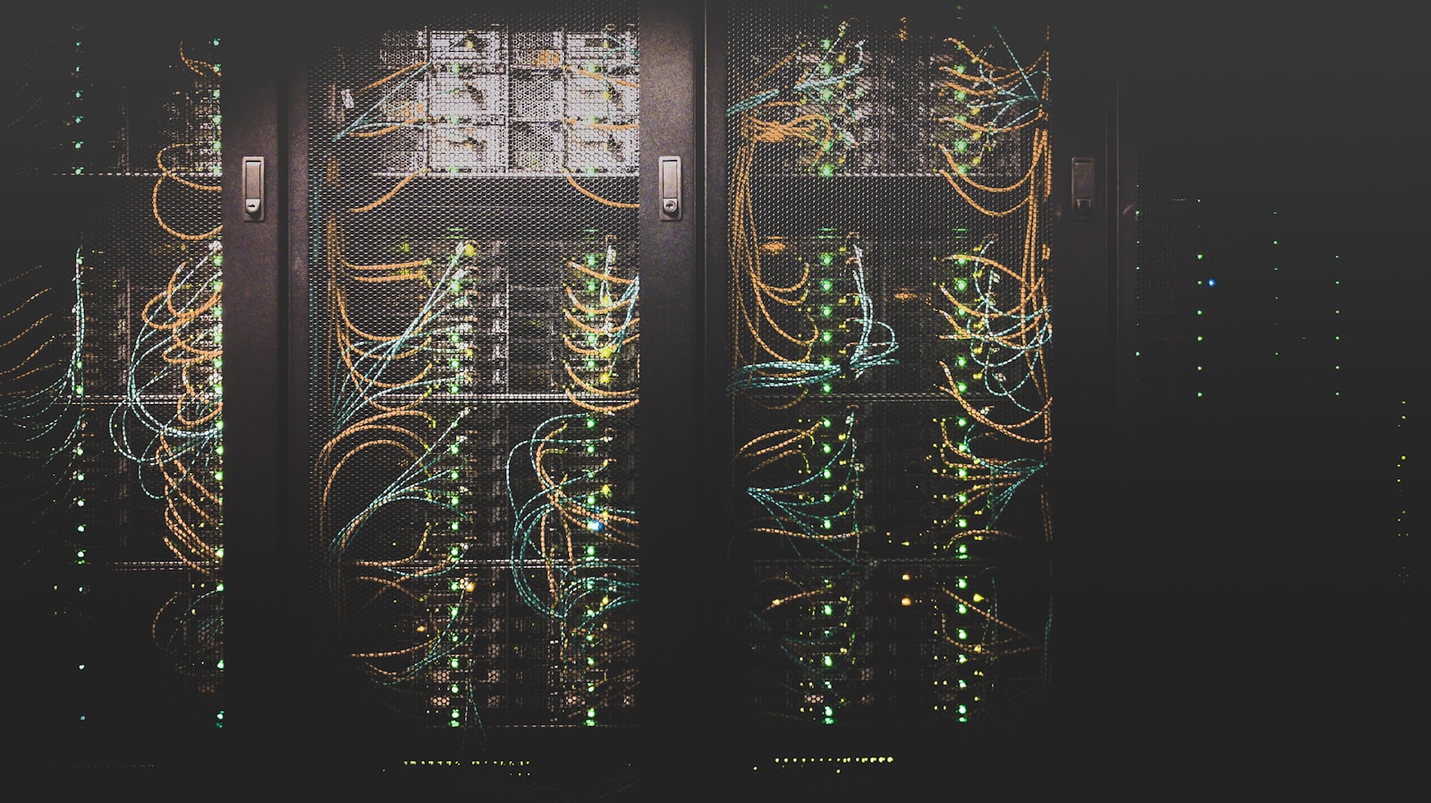 Racks de servidores en un centro de datos